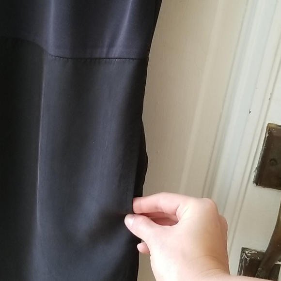 Drop Shoulder with Contrast Blocked Boutique Dress - Picture 5 of 7